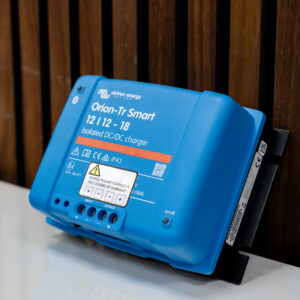Orion-Tr Smart 12/12-18A (220W) Isolated DC-DC charger