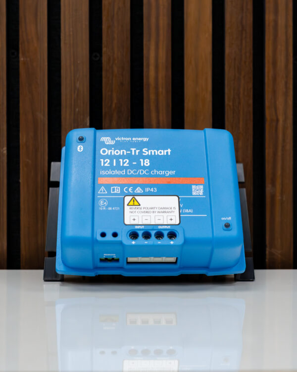 Orion-Tr Smart 12/12-18A (220W) Isolated DC-DC charger - Image 3