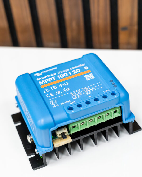 SmartSolar MPPT 100/20 (up to 48V) - Image 2